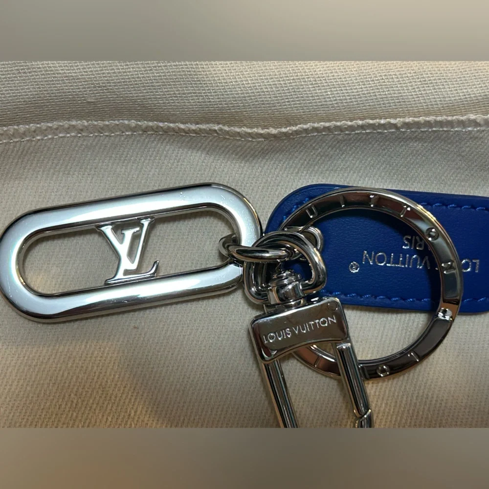 Authentic Louis Vuitton Limited Edition Porte Cles keychain for men. New in box. - Picture 3 of 11